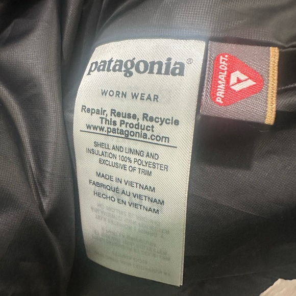Patagonia Dark Quilted Vest - Picture 5 of 11